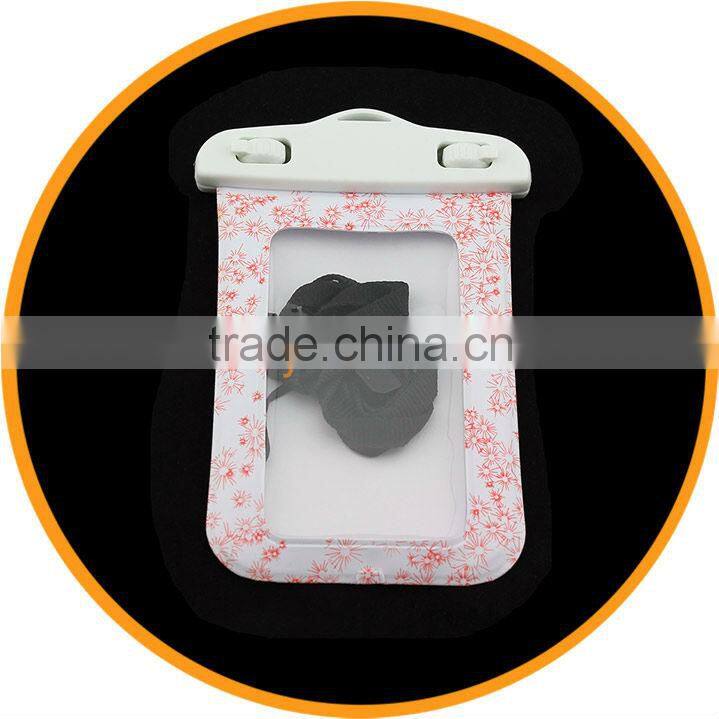 Hot Selling Sport Swimming Cheap Waterproof Bag for iPhone 5 4S Samsung S3 from Dailyetech CE ROHS IPX8 Certificate