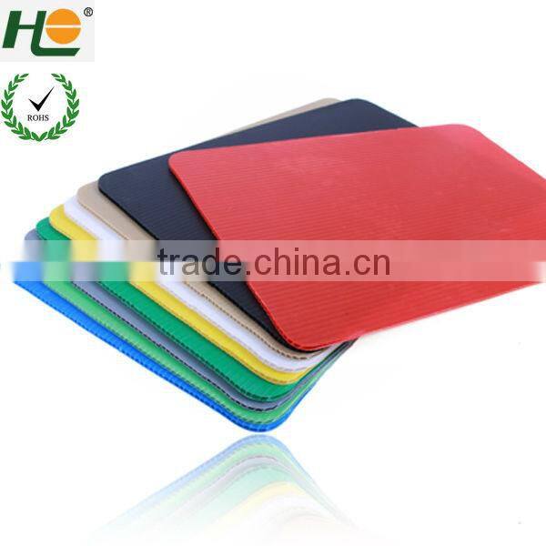 Anti-aging pp corrugated bottle holder