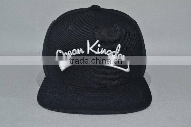 Guangzhou hat factory professional custom 100% acrylic/black/white embroidery logo/flat brim hat