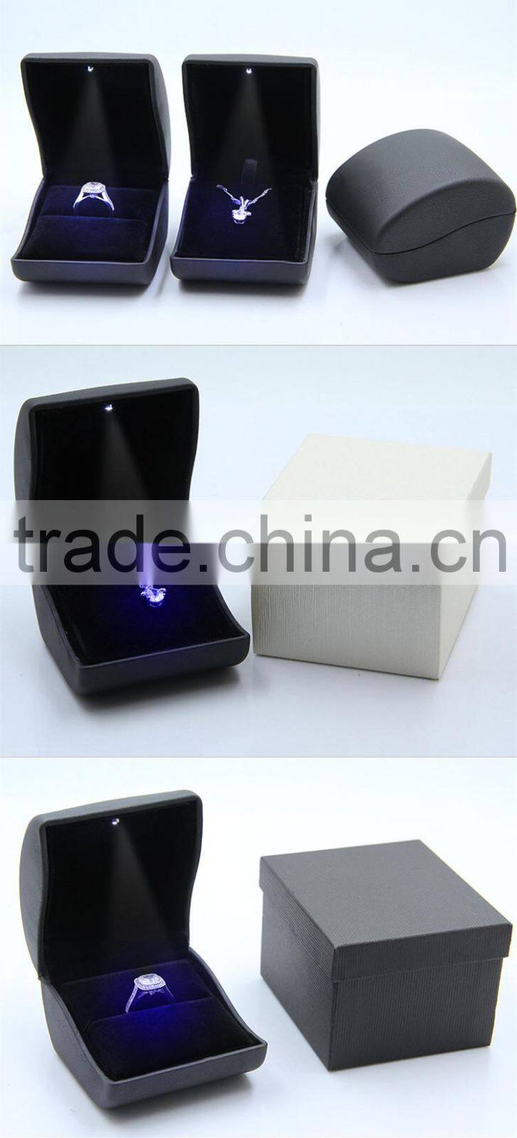 Black rubber paint diamond jewelry boxes LED lights ring box