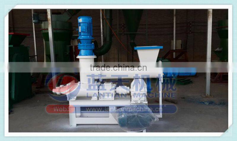 High density and strength wood briquette press machine