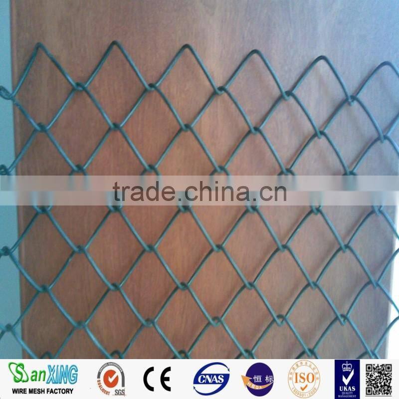 PVC Coated Decorative Chain Link Fence Airport Fence Green Field Protect