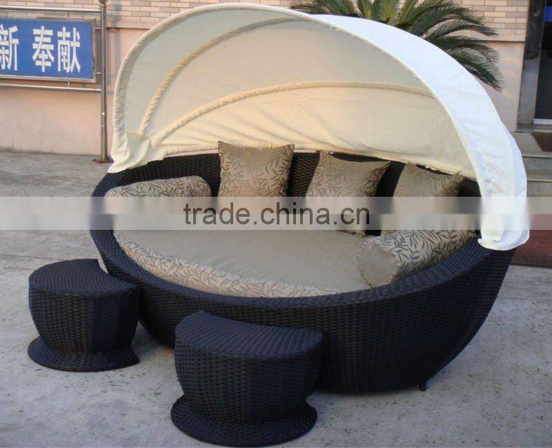 outdoor daybed canopy