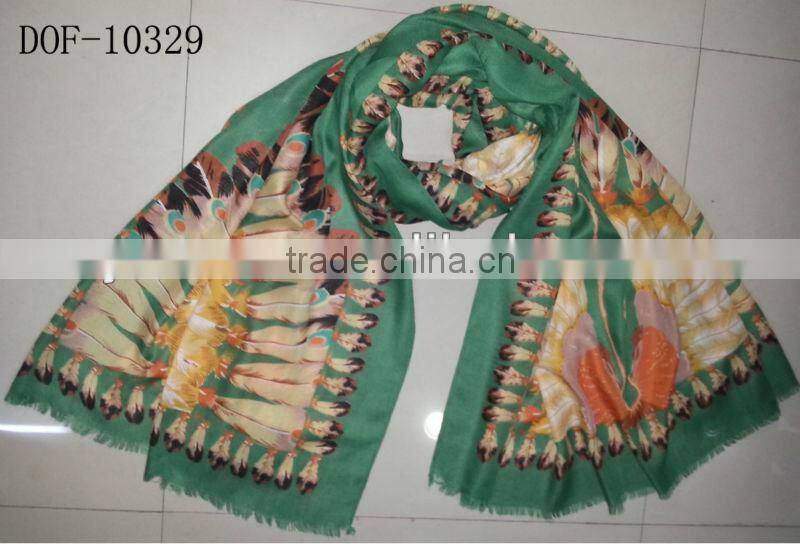 Fashion shawl in pretty printing picture