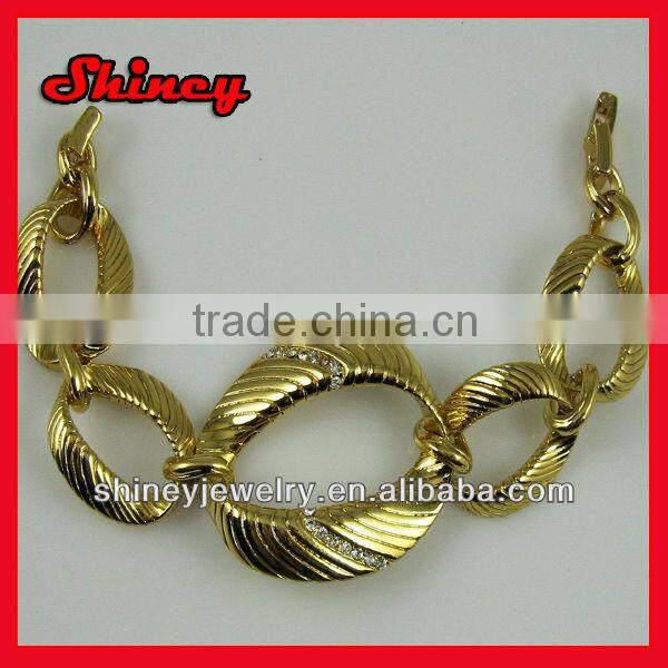Fashion beautiful diamond paved lead and nickal free yiwu cheap bracelet