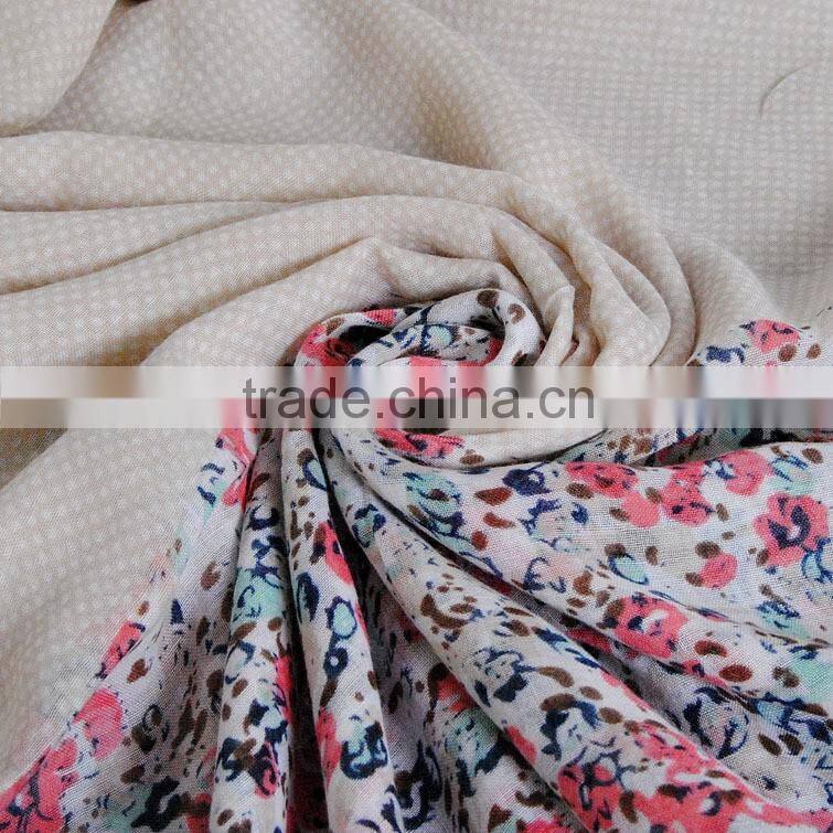 Small Flower and Polka Dot Printed Tassel Viscose Islamic Scarf for Women