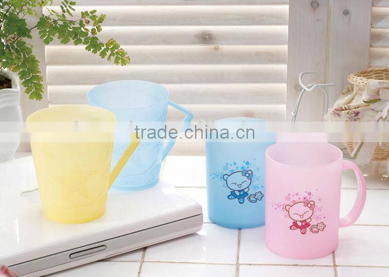 wholesale high grade plastic tooth cup ,tumbler cap for promotion items 5805