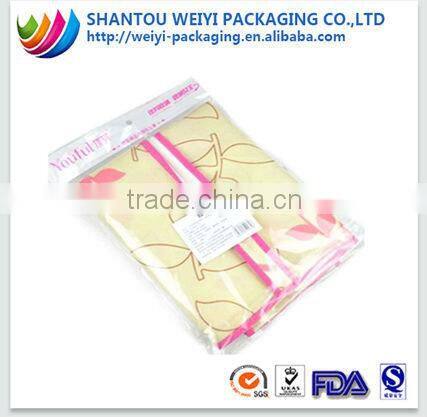 Resealable packaging bag for clothing transparent