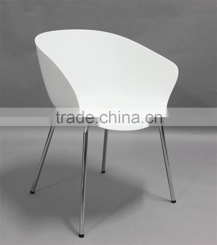 Guangdong Dining Furniture Modern Design Plastic Chairs with Metal Legs