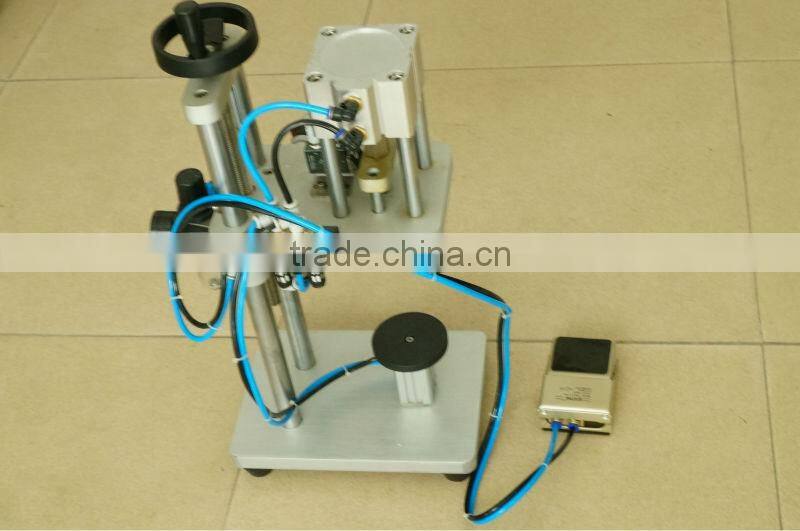 2014 newest semi-automatic perfume pneumatic capper machine