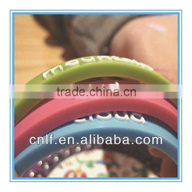 Short and Bright Soft PVC Lanyard for Mobile Phone and Tablet