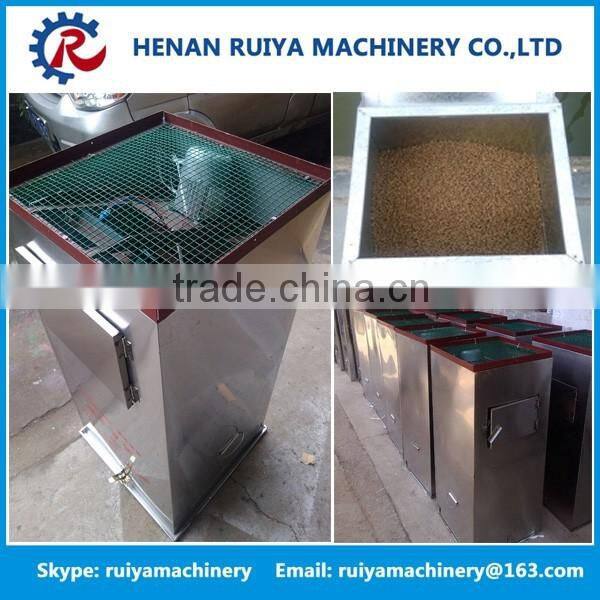 Electric fish feeder, fish farm feeder, fish feed throwing machine