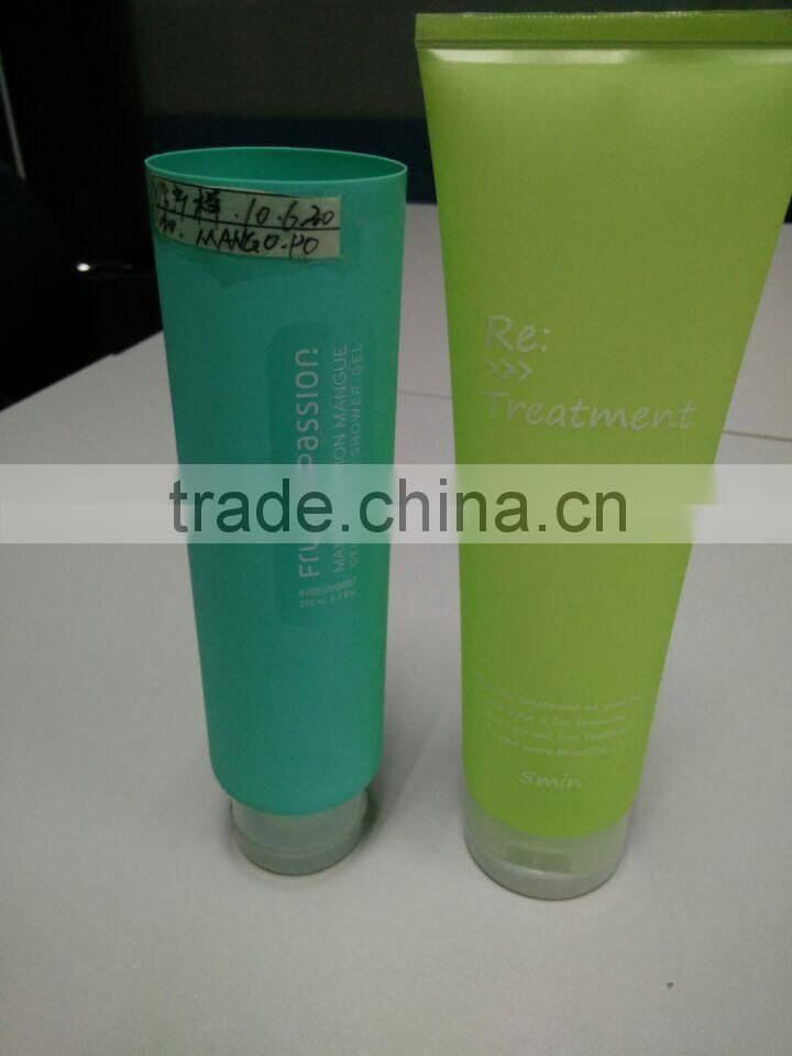 Wholesale young girl D50 green silk screen printing body wash tube plastic