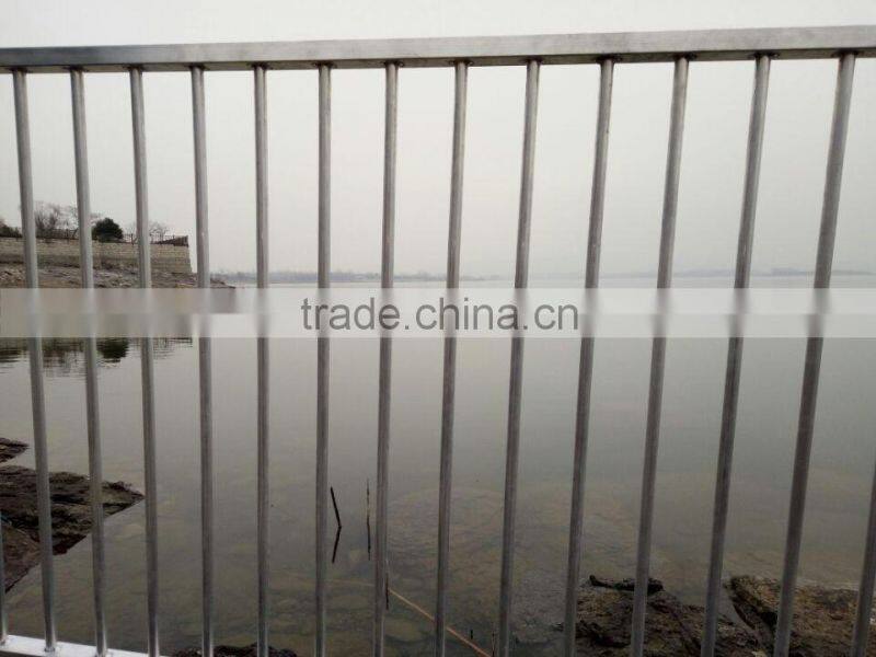 top grade security aluminum road fences with pop brand