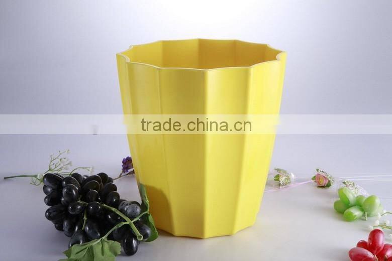 Modern Abstract Waves Design colorful melamine Flower Plant Container / Decorative Outdoor Planter Pot, planter metal flower pot