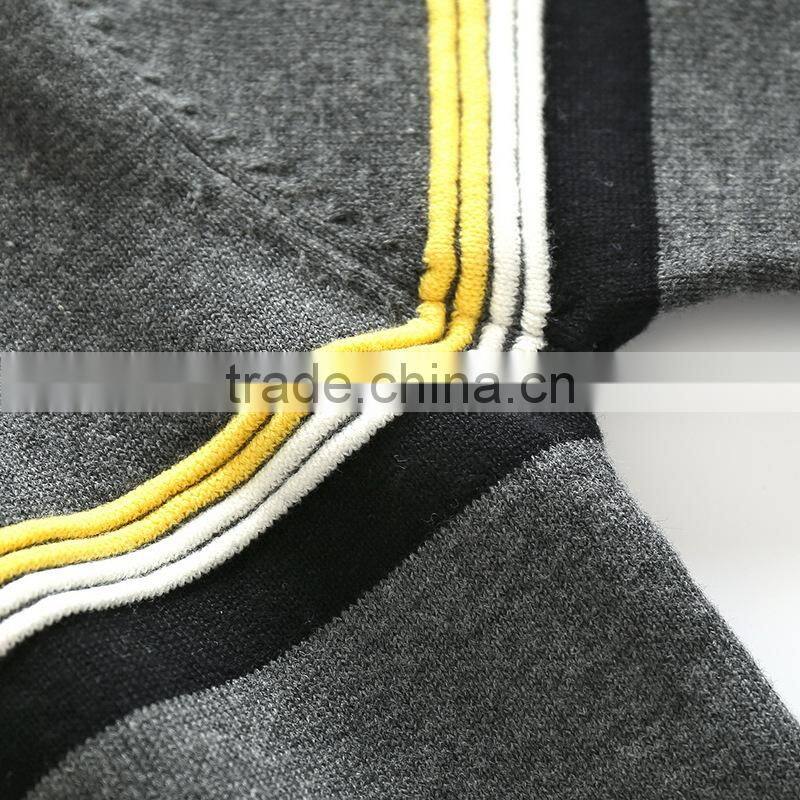 Factory supply hand knit baby boys sweater design
