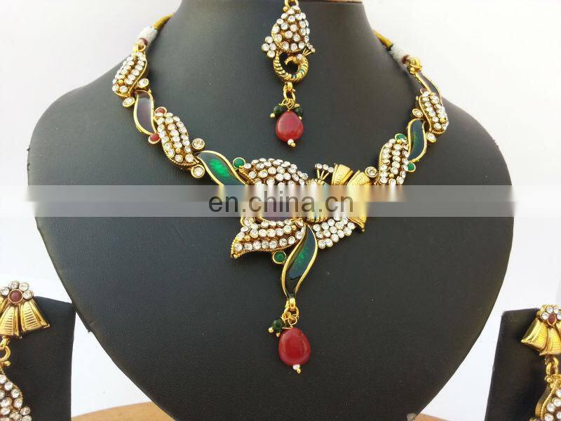 INDIAN JEWELLERY/JEWELRY SET