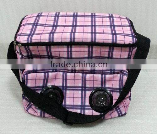 insulated cooler bag with colorful fabric