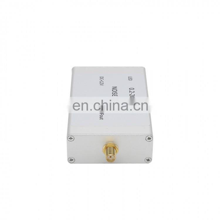 Noise Source Simple Spectrum Tracking Source High Flatness 0.2-2000M RF Noise Signal Generator