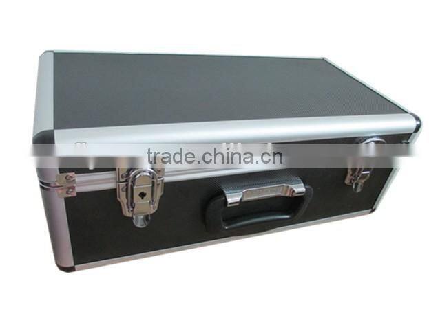 fashion Silver Aluminum Golf Case For One Set Golf Tools made in factory