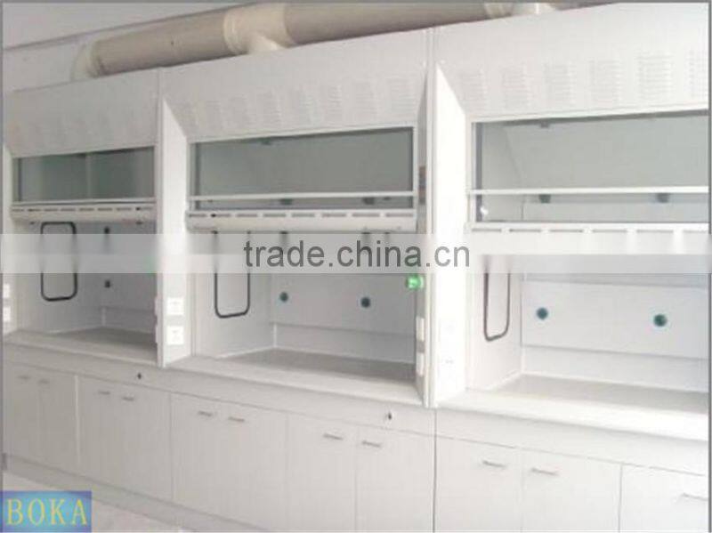 Walk-in laboratory fume cupboard