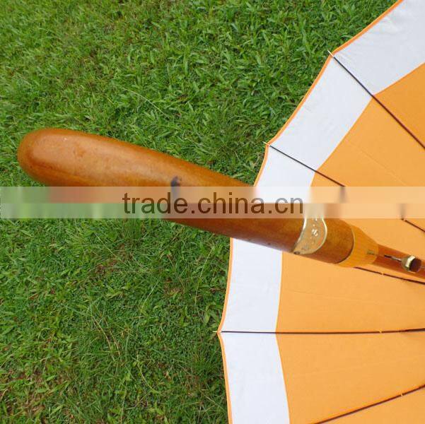 16 Panels Crooked Wonden Handle Wooden Shaft and Top Straight Umbrella