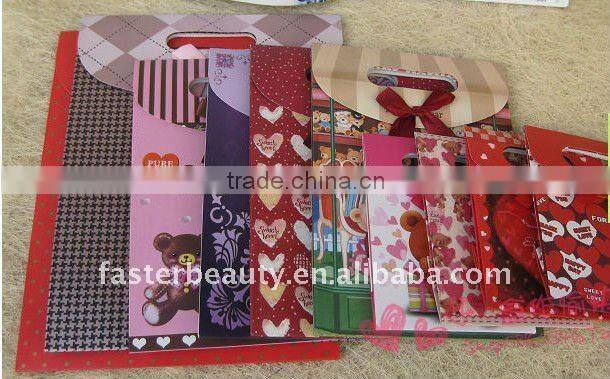 Gift wrap pocket
