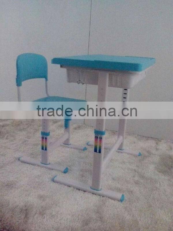 ST 905 Multi-functional student desks and chairs