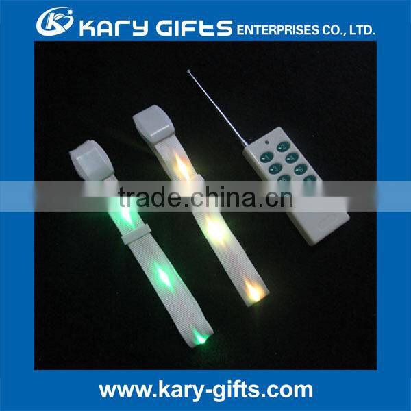 Wholesale LED Flashing Bracelet Via Remote Controled LED Bracelet