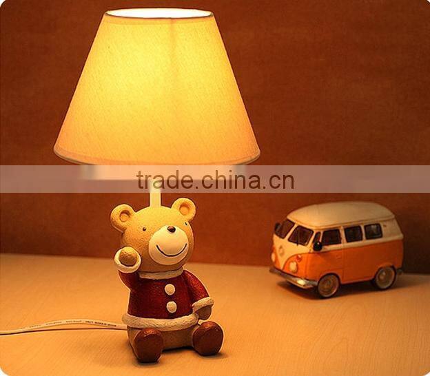 N132 New products 2015 Modern Bedside Table Lamp USB Table Lamp