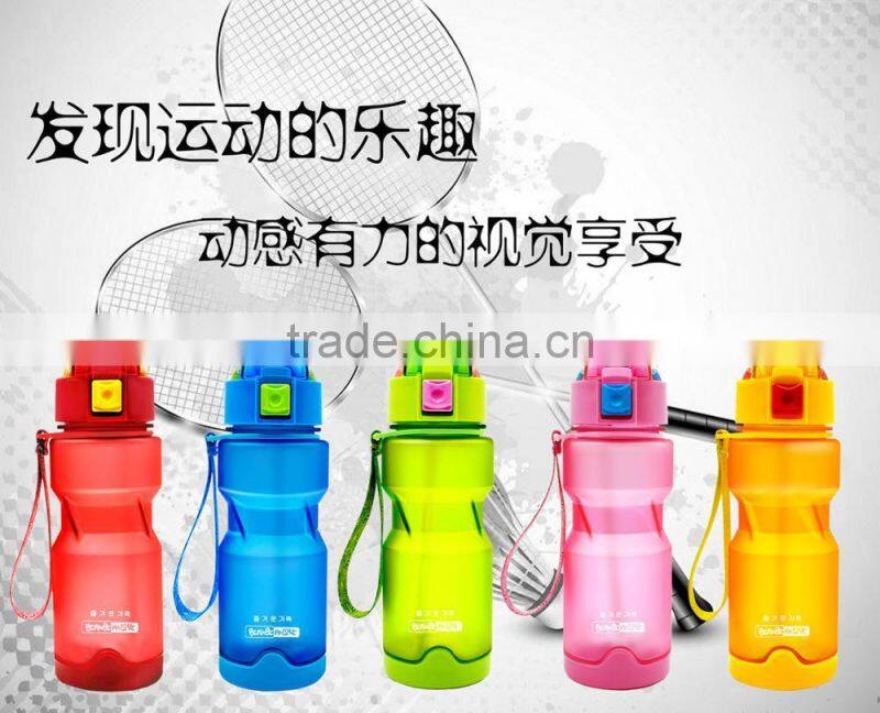 OEM stock factory wholesale Different color refillable bpa free round PCTG sport 420ml 600nl sport bottle plastic water bottle