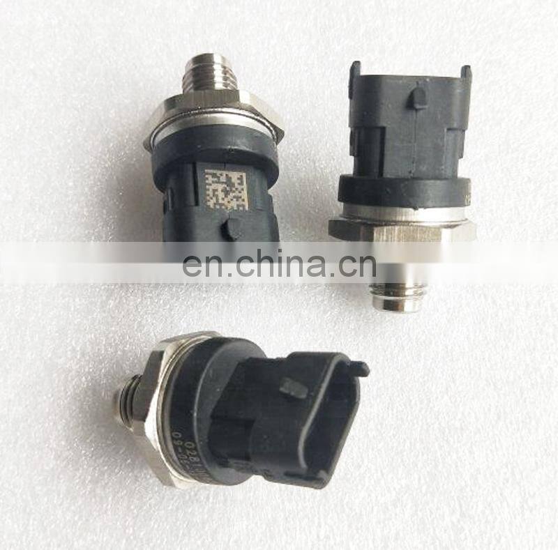 ISF2.8 Diesel Engine Parts 0281006176 Common Rail Pressure Sensor