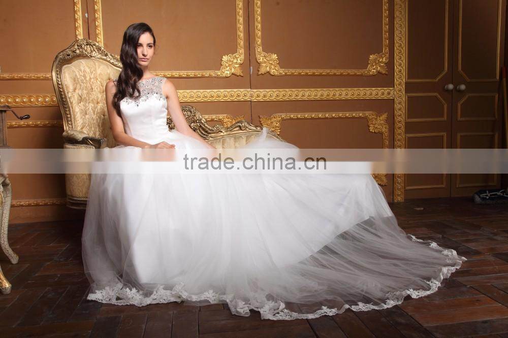 2016 new arrival elegant off shoulder sweetheart lace bottom crystals neck open back white bride wedding dress