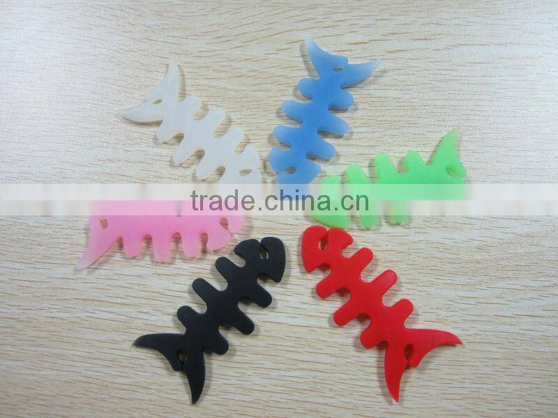 Colored fish bone wrap