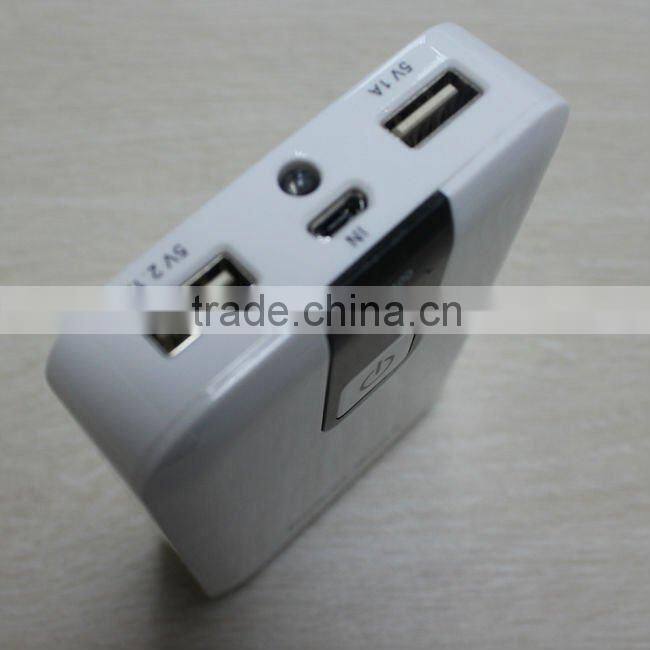 OEM High capacity+dual output external battery charger for smartphones, MP019