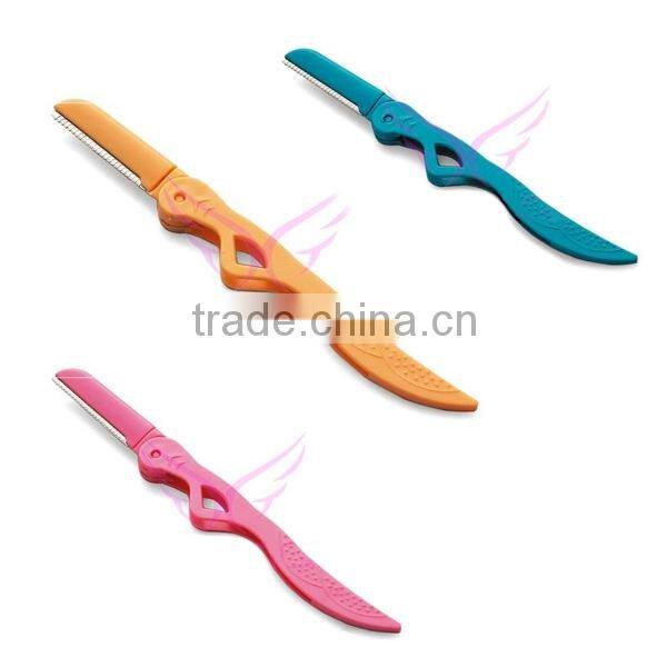 new plastic eyelash curler