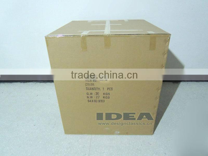 Replica Hans J Wegner Papa Bear Chair - Pink Fabric