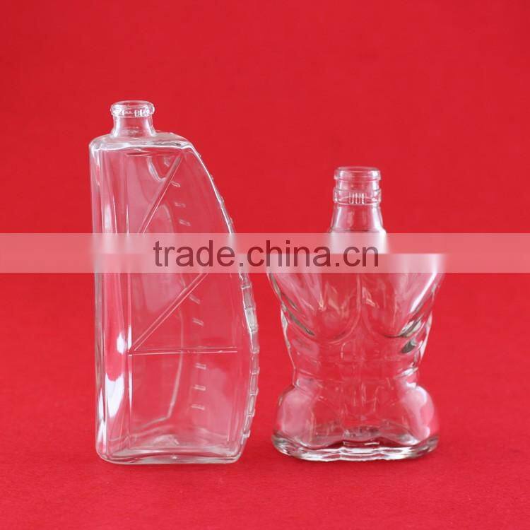 Novelty design spray glass bottle terrible monster bottles English letter bottles