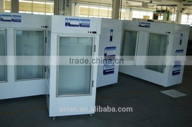 Indoor ice merchandiser (Bagged ice freezer)