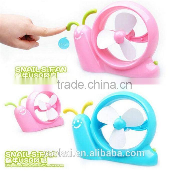 Best Selling Rechargeable mini fan Small fan for travel