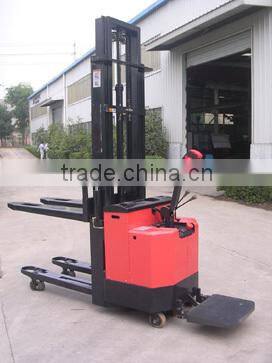 1.0-1.5ton full electric stacker with 2 pallets