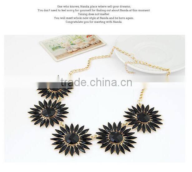 Fashion Multicolor Flower Vintage Choker Collar Pendant Statement Necklace Women Fashion Necklaces for Women 2014