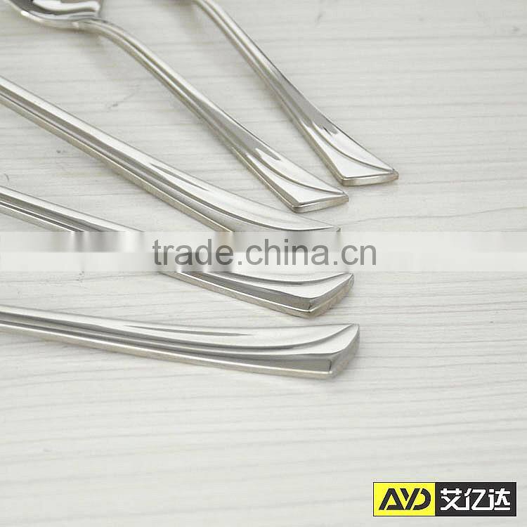Beautiful lines! Iran high quanlity and good steam shape sets dinnerware