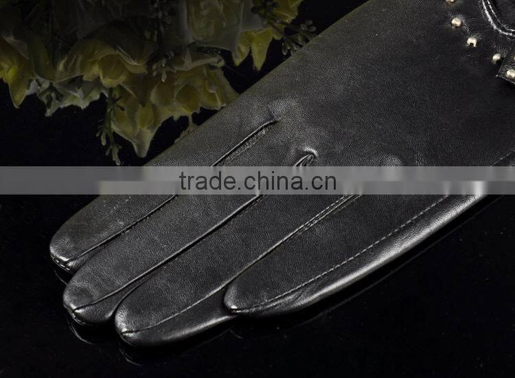 Beautiful bowknot design rivet sheepskin leather gloves for MS