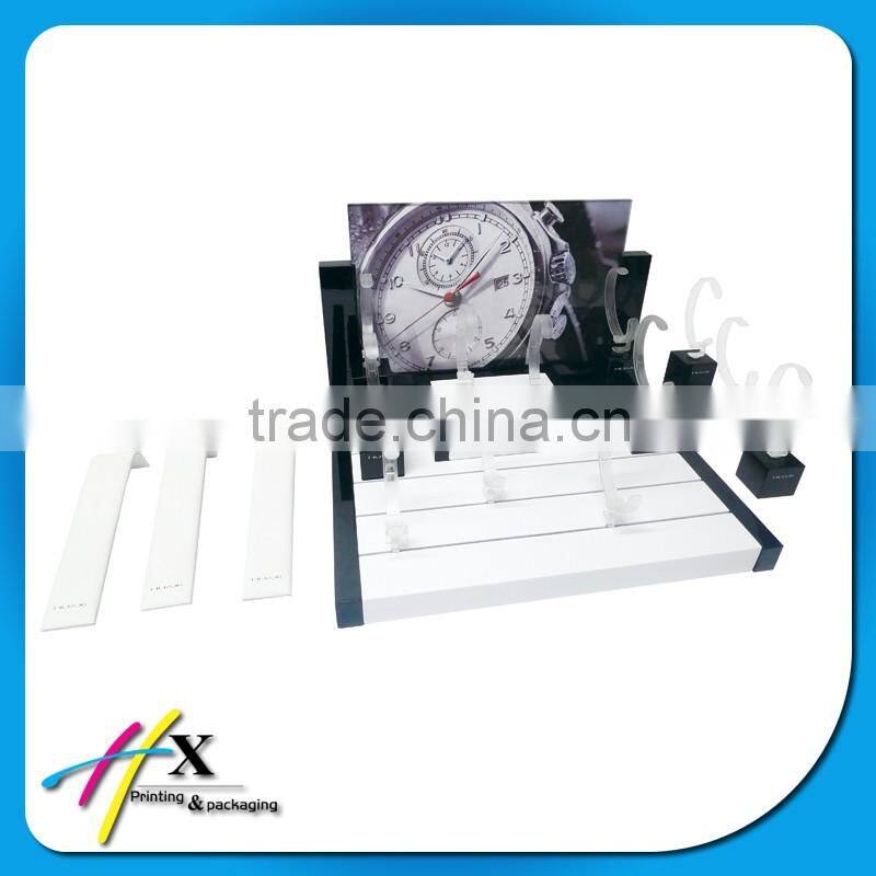 Fancy wooden jewelry packaging display