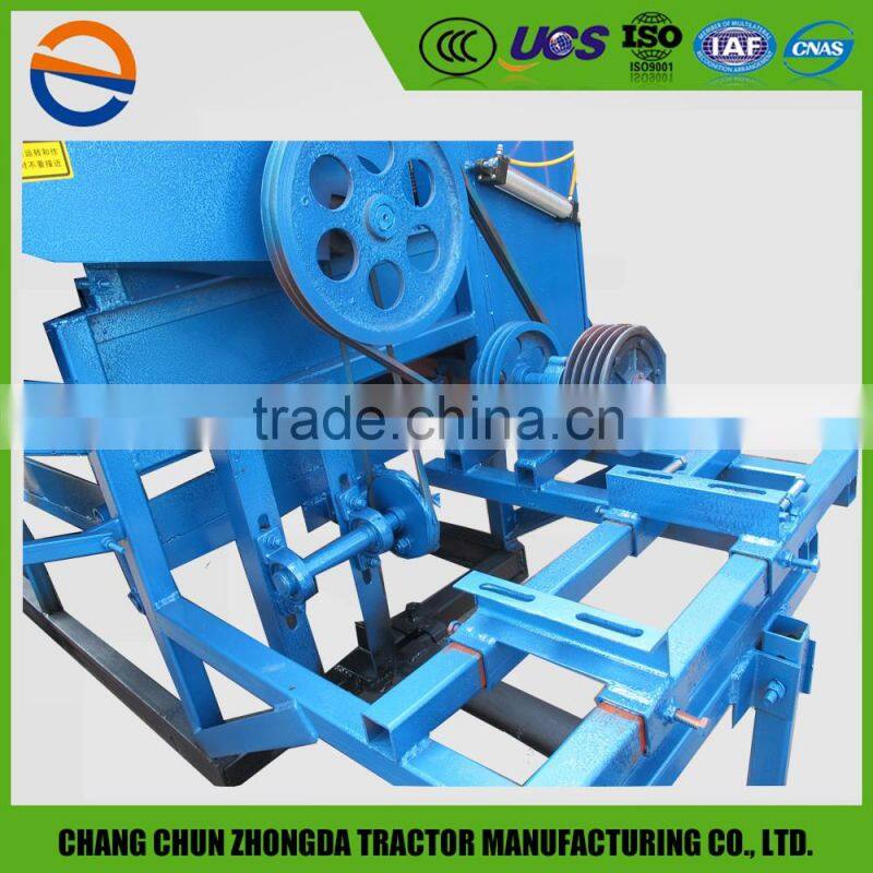 2016 hot sell peanut harvester high quality groundnut picker