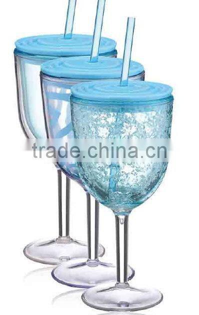 newest and fashion plastic cup with straw