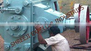 Oil expeller machine manufacturers