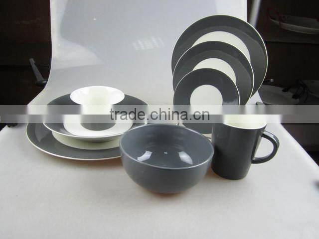 round color-glazed dinner set