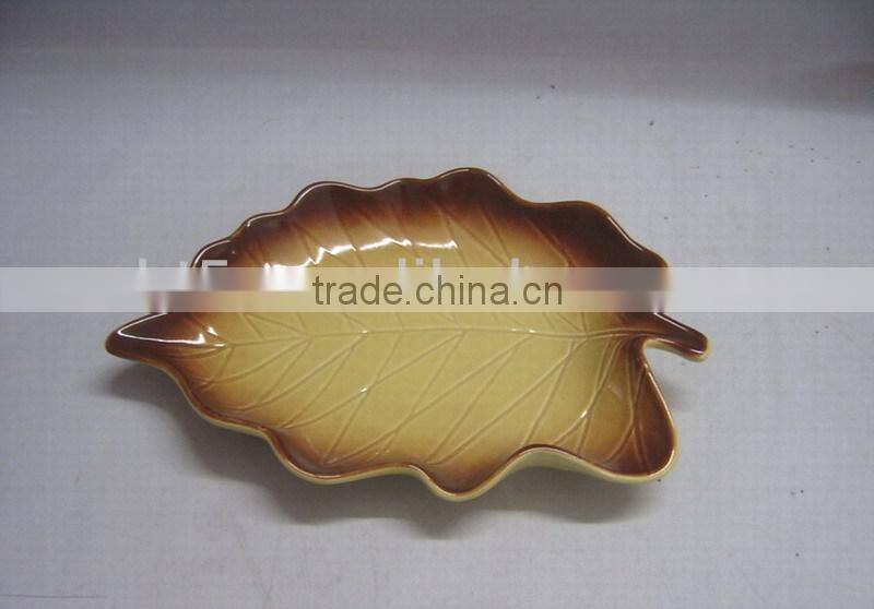 oven Japanese yellow ceramic leaf plate